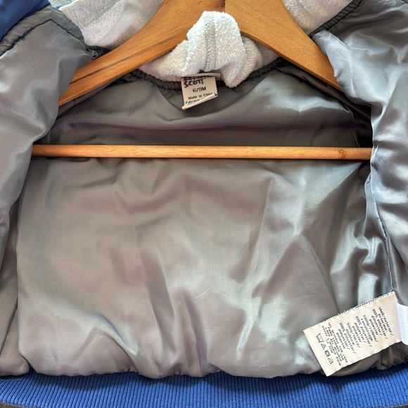 Infant CalvinKlein Jacket size 6/9M Navy Blue with Gray hoodie has pockets - Picture 11 of 11